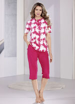 Pyjama met knoopsluiting en korte mouwen 