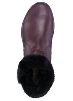 Enkellaarsjes met mooie pluche afwerking 