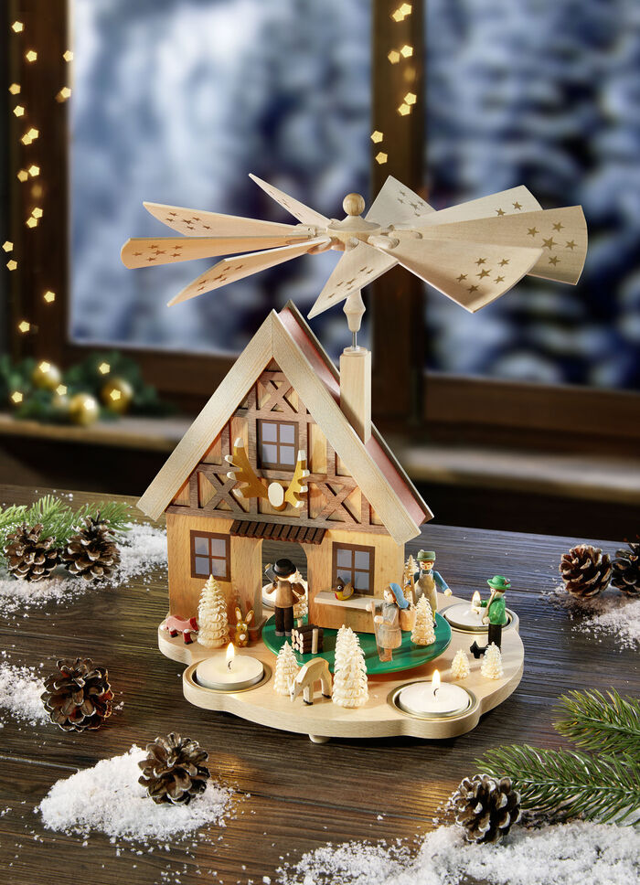 Tafelpiramide uit het ertsgebergte 