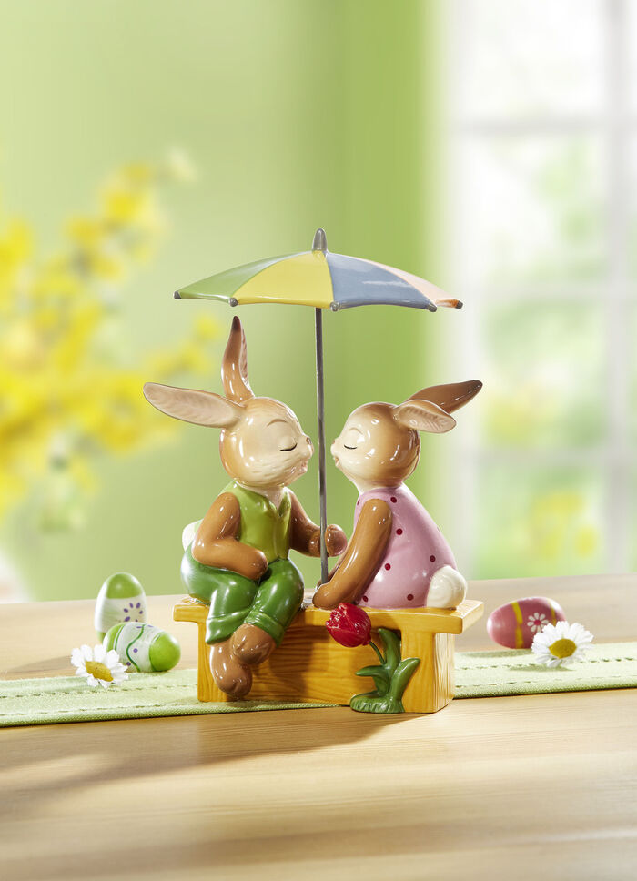 Paar konijnen gemaakt van fijn steengoed 