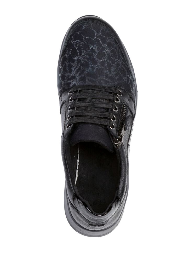 ELENA EDEN veterschoen van nappa- en verfrommeld lakleer 