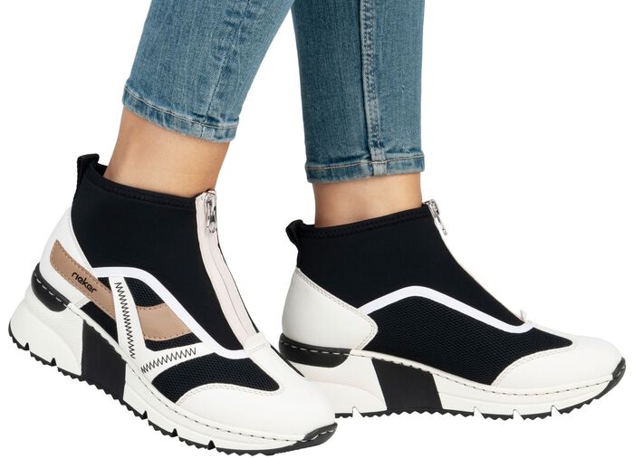 Rieker, stijlvolle dameslaarzen, breedte G, met uitneembaar voetbed 