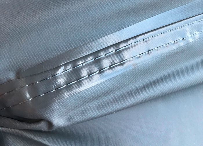 Beschermhoes als winterhoes voor hardtop paviljoen 