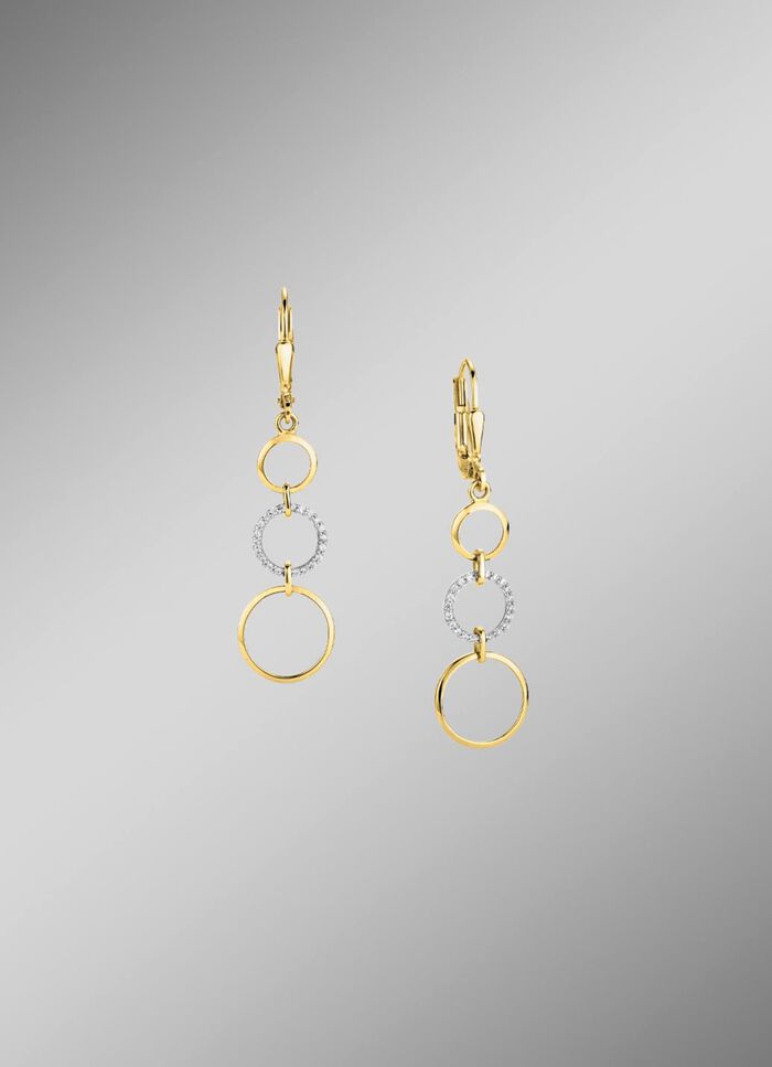 Elegante creaties: oorbellen met synthetische zirkonia 