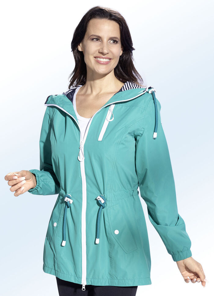 Functionele jas met vaste kap 