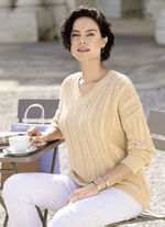 Trui met elegante glitteraccenten 