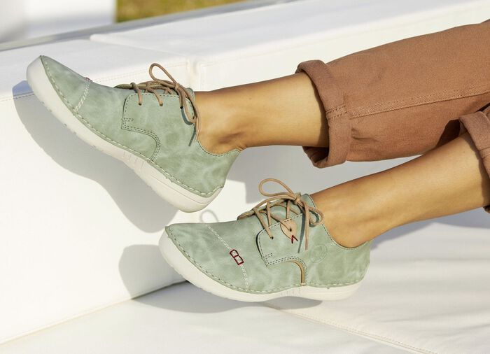 Rieker veterschoen met decoratieve stiksels MUNT