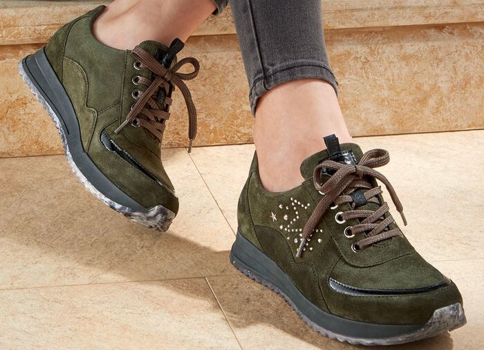 Waldl&auml;ufer veterschoen met trendy klinknageldecoratie 