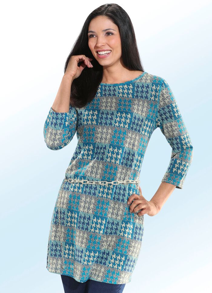 Gebreide tuniek in een trendy patroon 