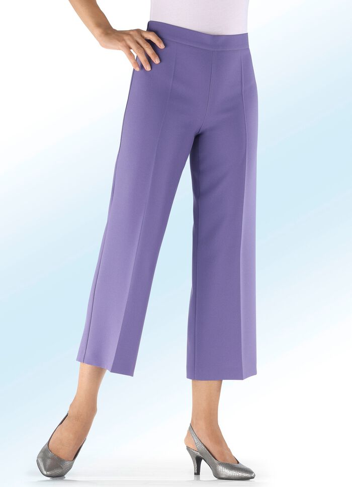 Broek in modieuze verkorte lengte 