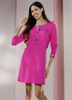 Set van twee nachthemden met geplaatste print en lange knoopsluiting 