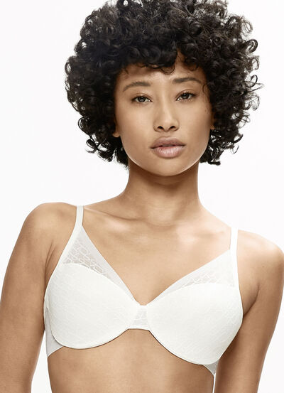 Triumph Signature Sheer beugelbeha met zacht voorgevormde cups 