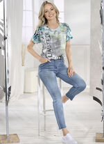 Shirt met plaatjesversieringen aan de voorzijde 