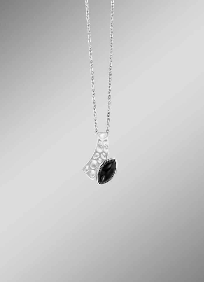 Hanger met echte zwarte agaat voor een vleugje mystiek en stijl! 