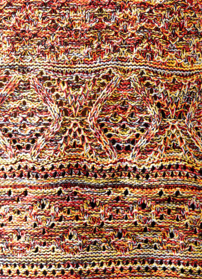 Trui gemaakt van gem&ecirc;leerd garen 