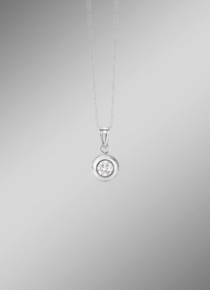 Tijdloze hanger met synthetische zirkonia 