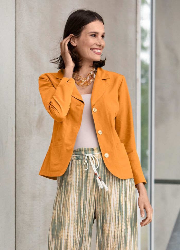 Blousejasje met schoudervullingen OKER