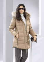 Functioneel jack met figuurvriendelijk lengtequiltwerk aan de zijkanten 