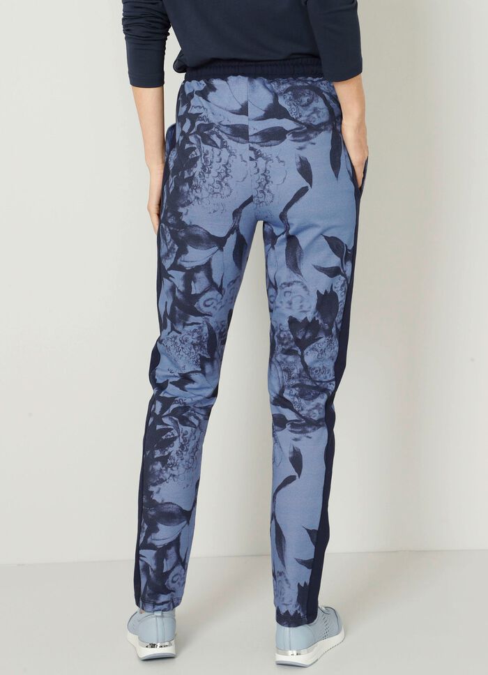 Broek met galonstreep aan de zijkant 