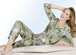 Laurina pyjama, knoopsluiting, inkjetprint en borstzak 