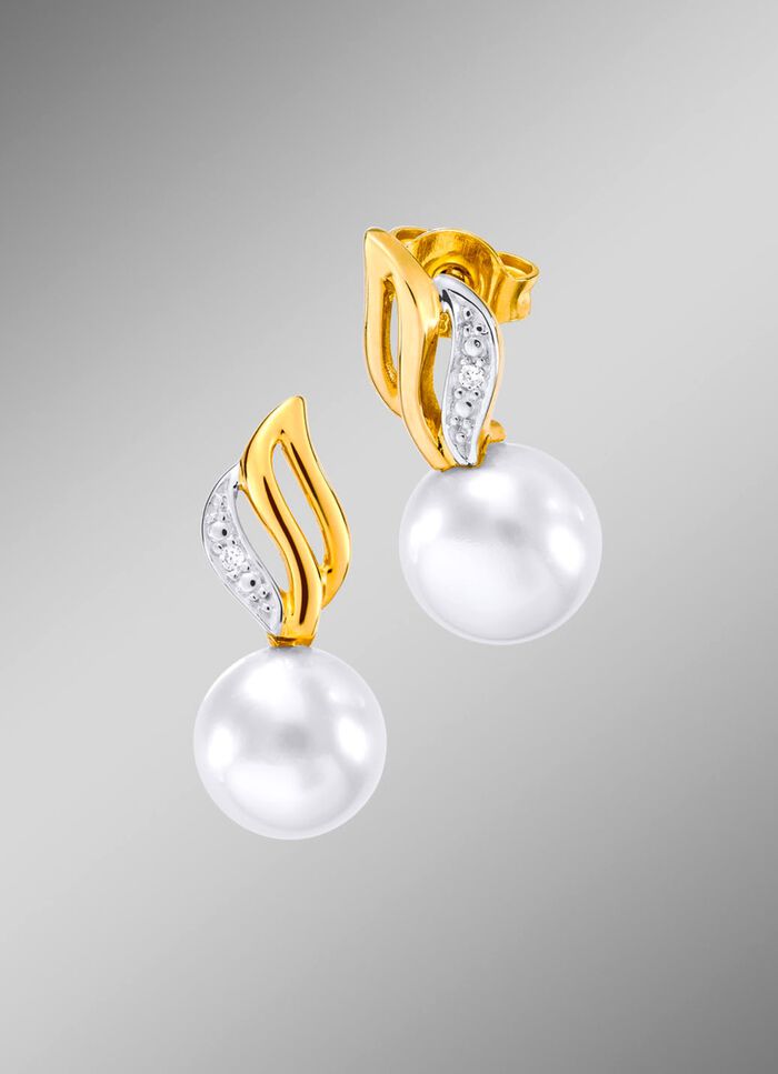 Oorbellen met zoetwaterparels en diamanten 