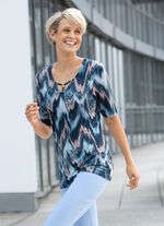 Shirt met ongebruikelijke halslijn 