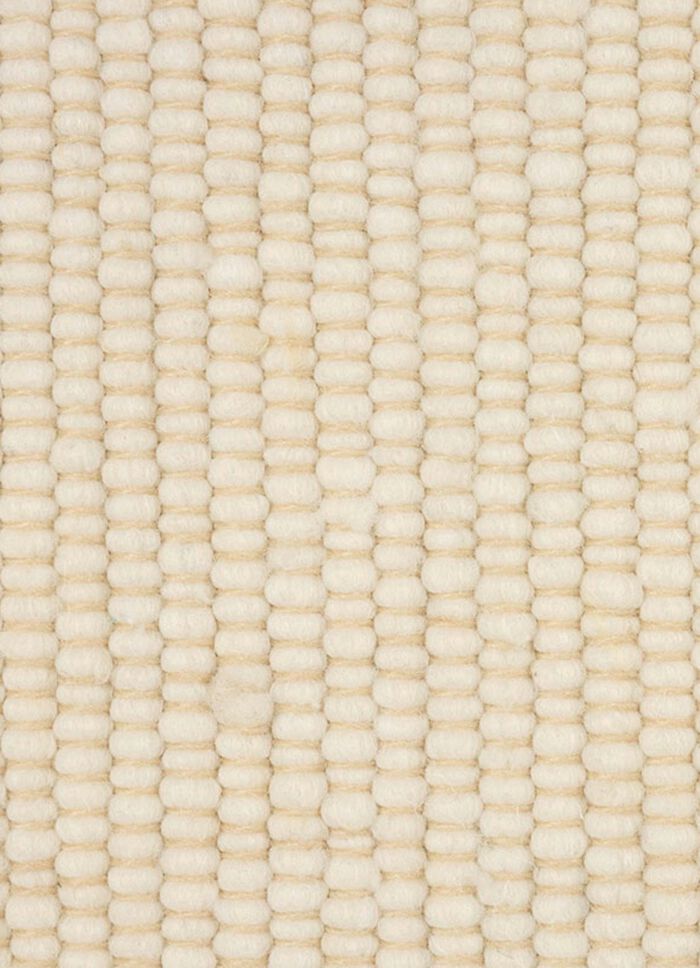 Handgeweven bruggen en tapijten van scheerwol 