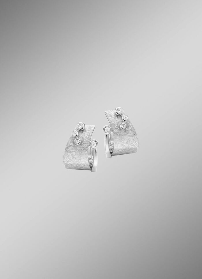 Elegante creolen met zirkonia 