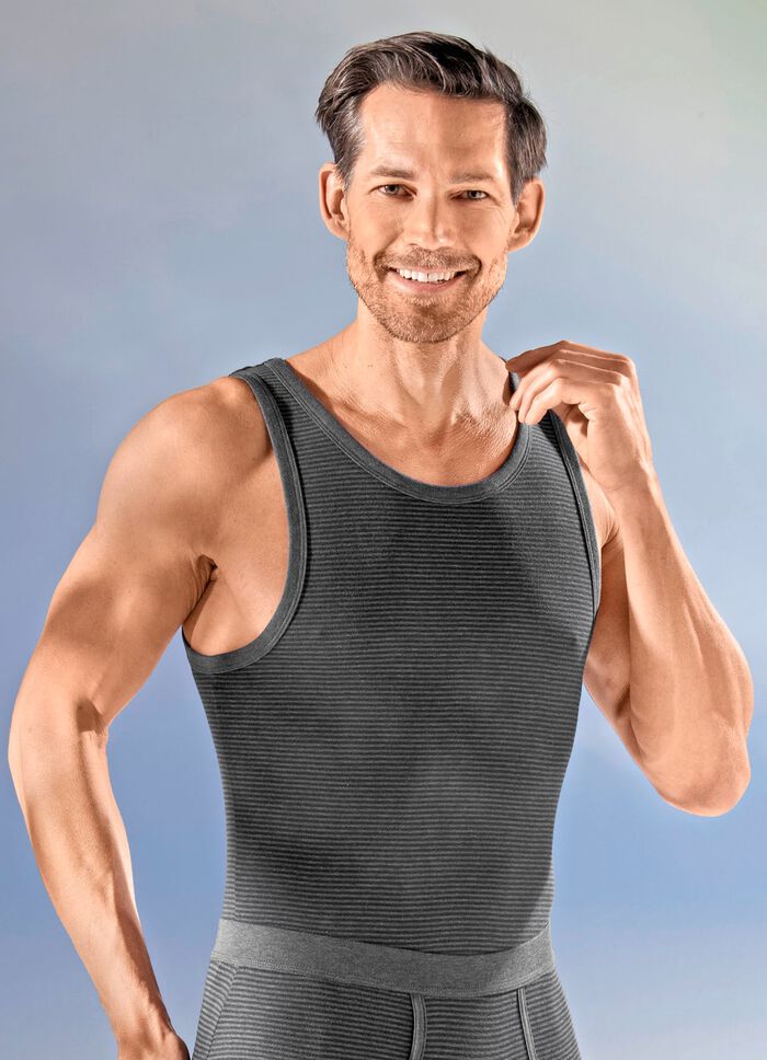 Set van vier fijngeribde sportjacks 