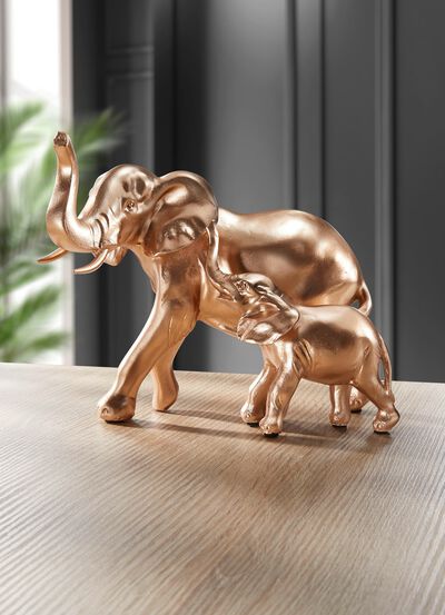 Geschilderde olifant moeder met kind 