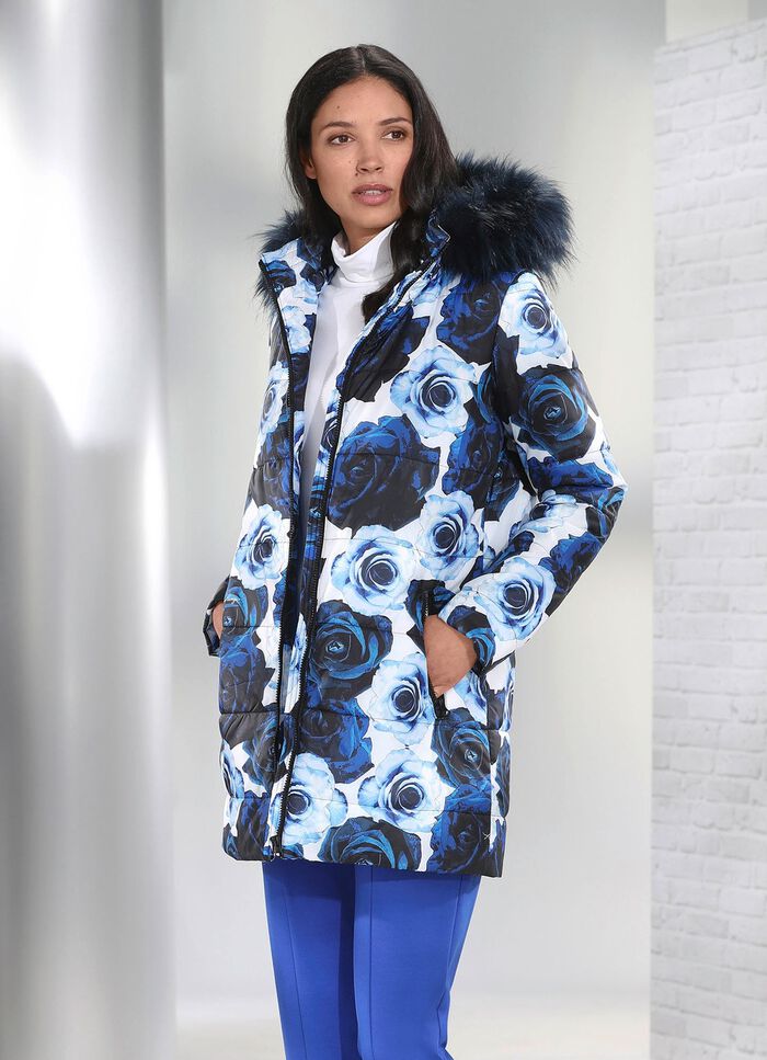 Jas met decoratief rozendessin 