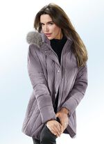 Jas met nauwsluitend quiltwerk 