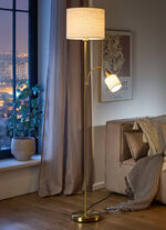 Staande lamp met lampenkap van structuurstof 