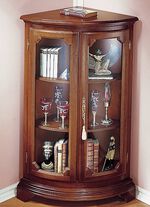 Hoekvitrine klein, 2-deurs NOTENBOOM