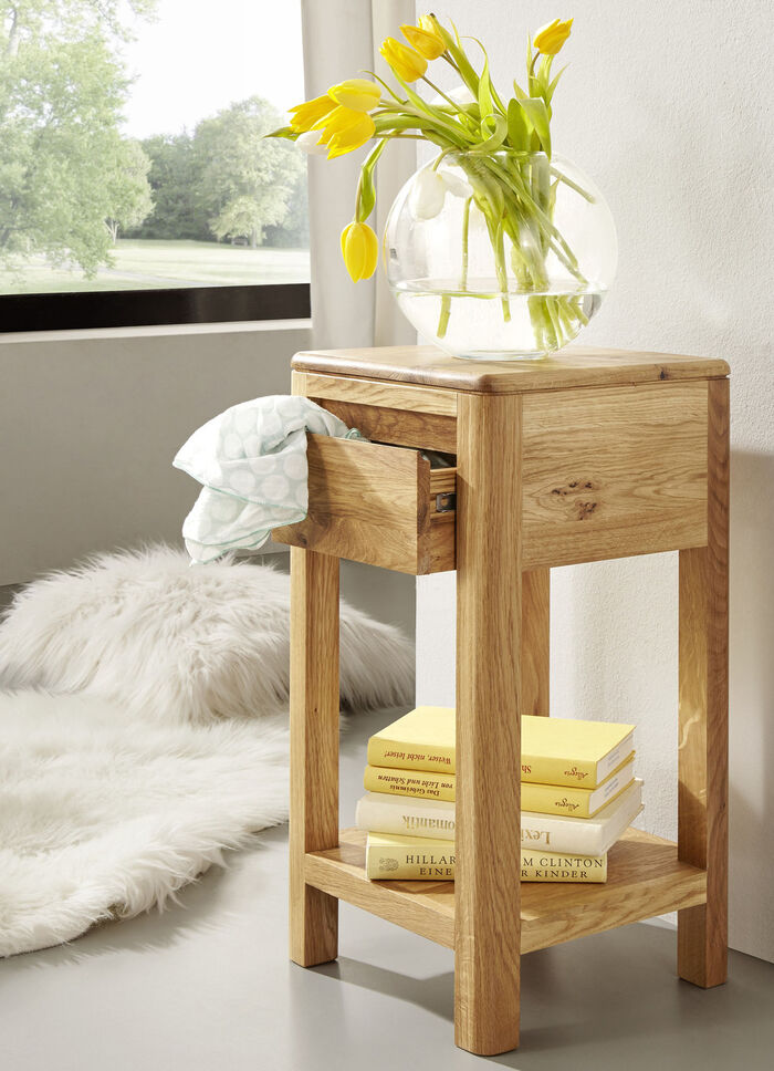 Bijzettafel gemaakt van geolied massief hout WILDE EIK