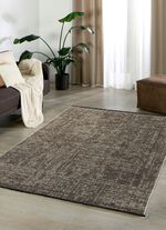 Bruggen, galerijen en tapijten met zijdeglans 