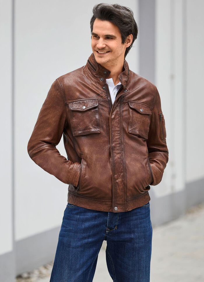 Kort leren jack met opstaande kraag 