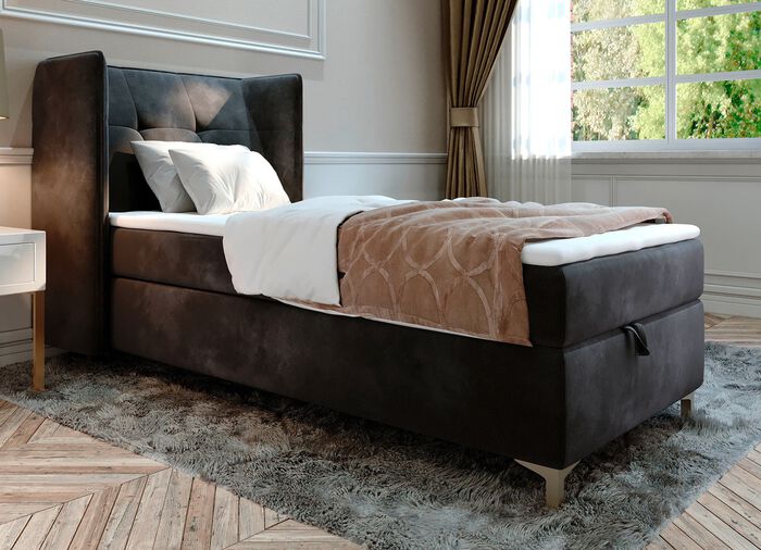 Boxspringbed met nachtkastje en topmatras 