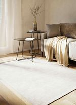 Bruggen en tapijten gemaakt van vochtregulerende natuurlijke vezels 