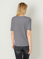 Shirt met modieuze klinknagels 