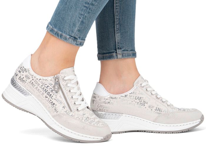 Rieker vetersneakers gemaakt van bedrukt synthetisch materiaal LICHTGRIJS-ZILVER