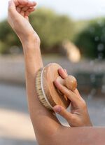 Massageborstel van wild zwijnhaar 