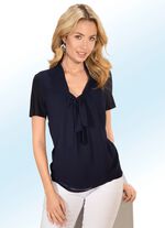 Tuniek met strikband bij de V-hals 