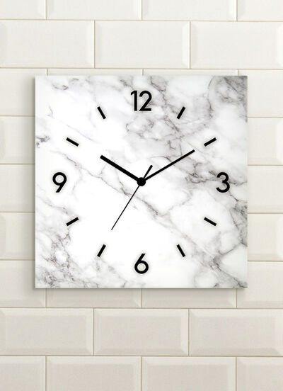 Wandklok in marmerlook 