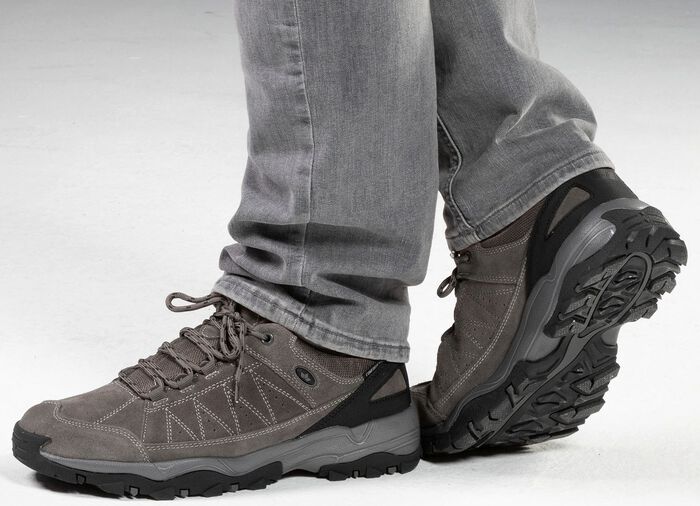 Ademende heren veterschoenen met uitneembaar voetbed GRAFIET