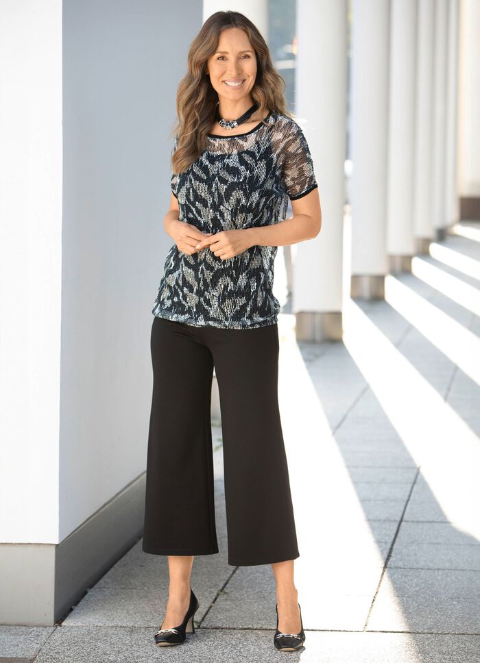 Culotte met decoratieve knopen 