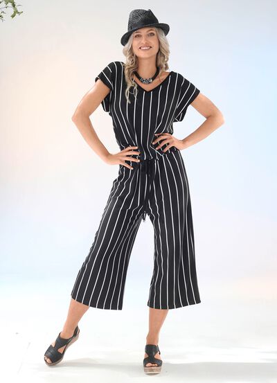 Jumpsuit met allover gestreept dessin 