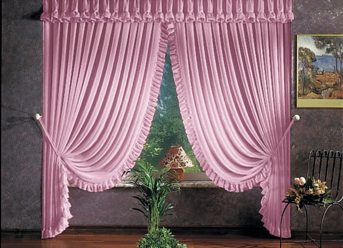 LAMBREKIJN MET RECHTE VOLANT-AFWERKING ROS&Eacute;