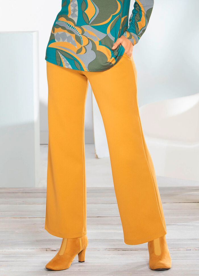 Broek met modieuze wijdte 