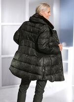 Jas met reptielenmotief 